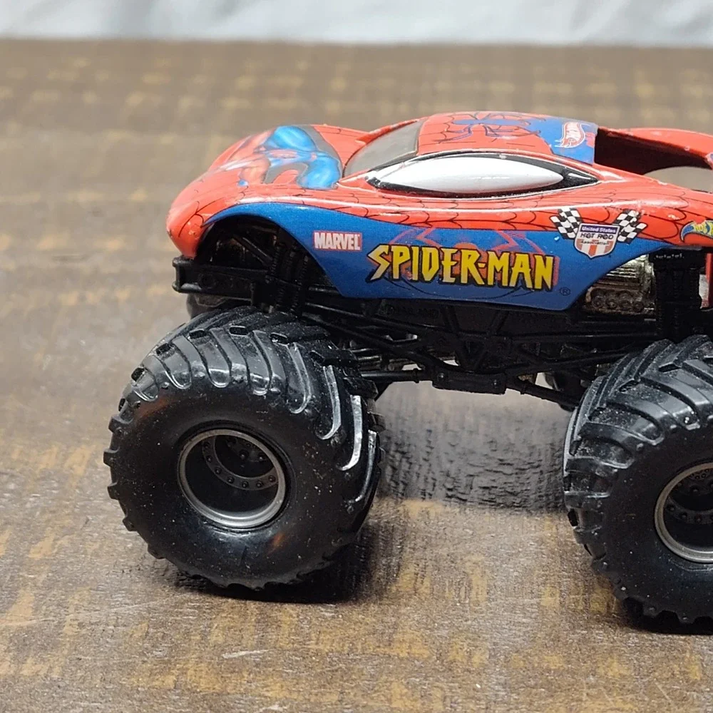 Hot Wheels Monster Jam 4X4 Truck SPIDERMAN Spider-man Marvel